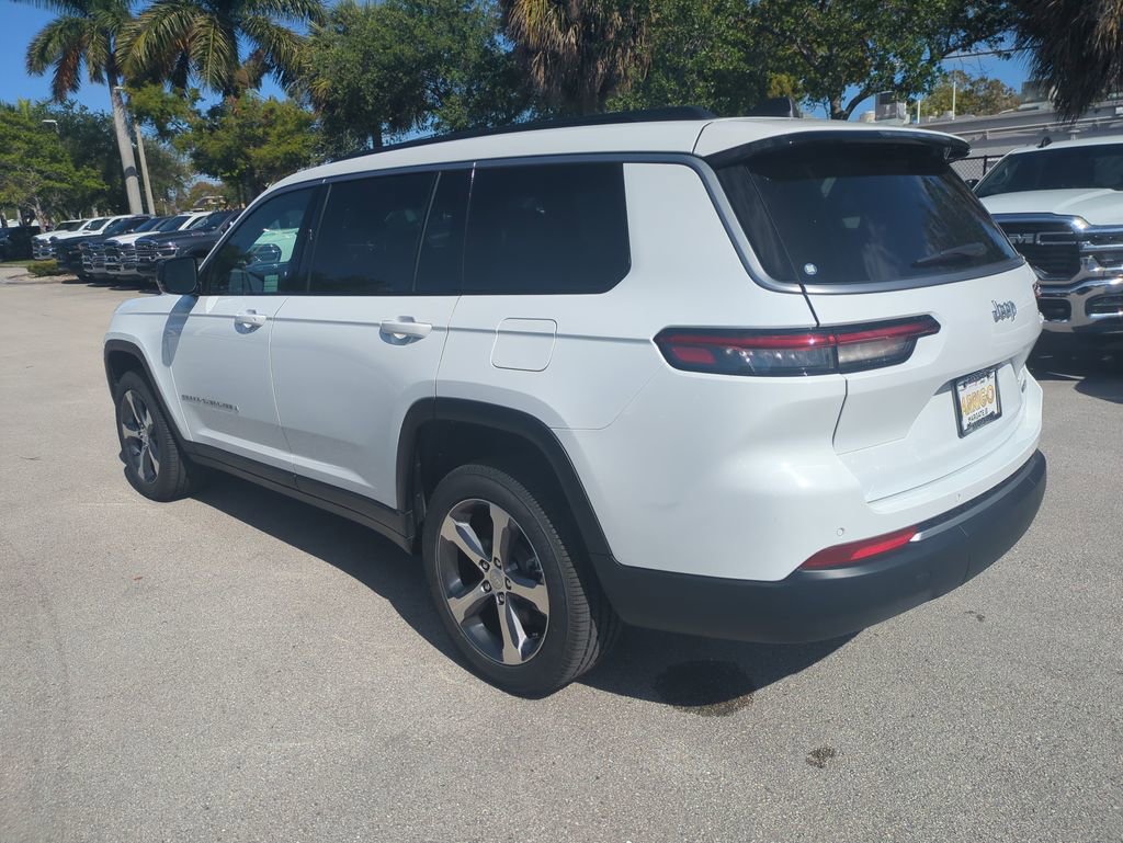 New 2026 Jeep Grand Cherokee L Limited RWD image 7