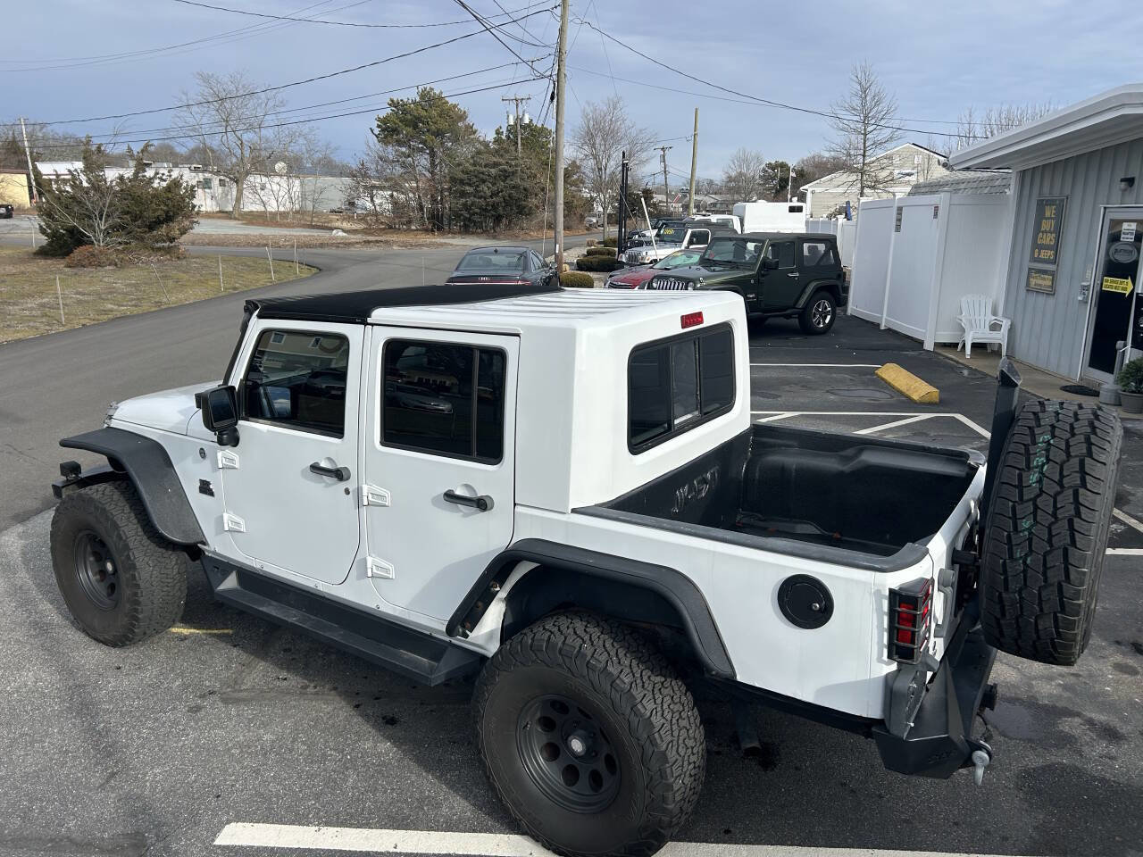 Used 2013 Jeep Wrangler Unlimited Sport image 9