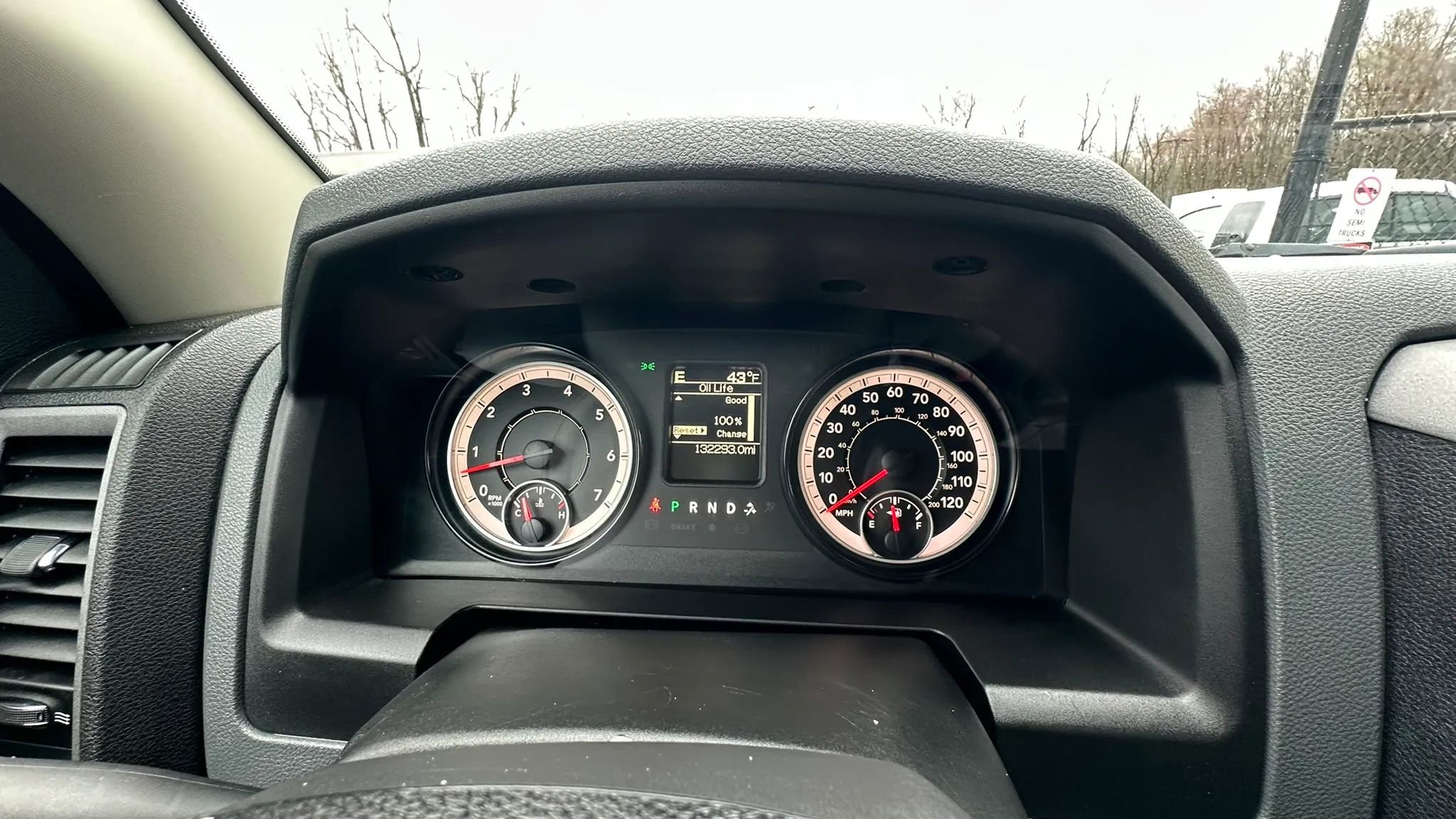 Used 2017 RAM 1500 Express image 12