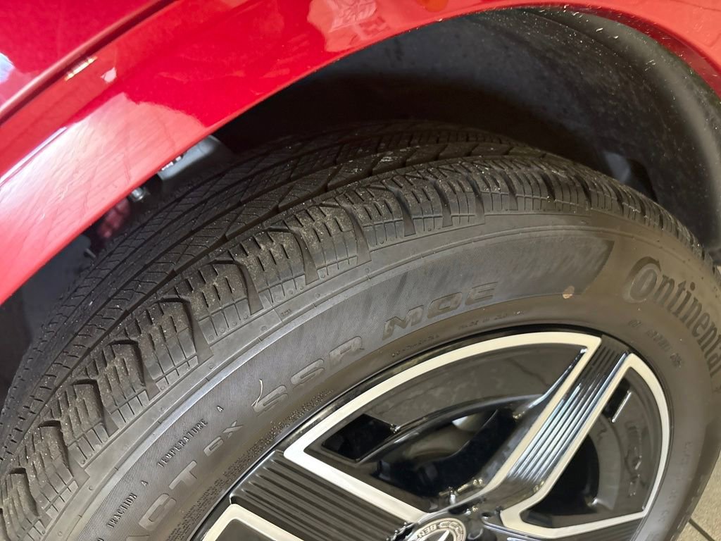 Used 2025 Mercedes-Benz GLC 350e GLC 350e image 28