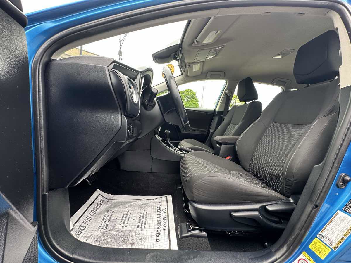 Used 2017 Toyota Corolla iM w/ All-Weather Mat Package FWD image 11