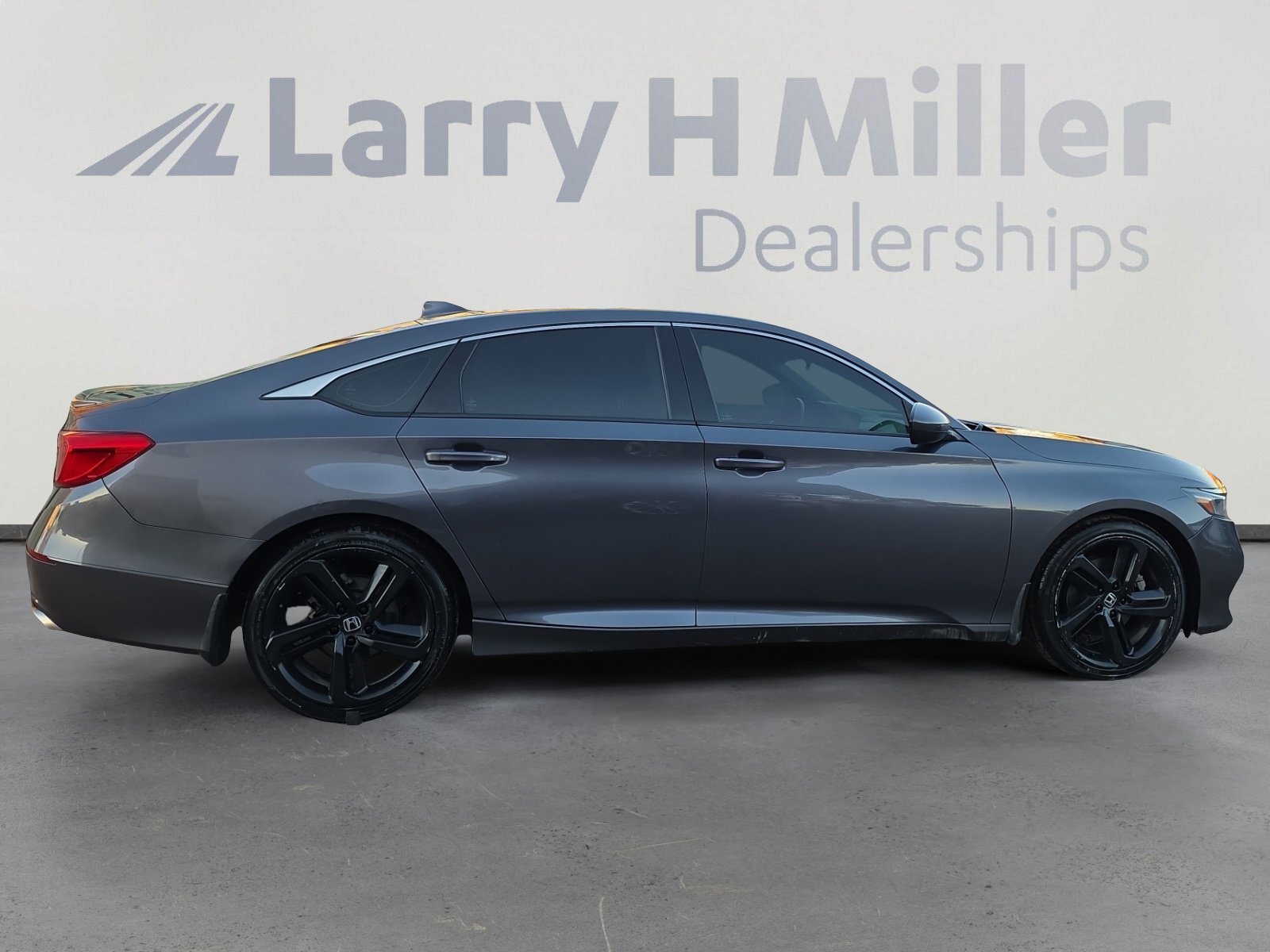 Used 2018 Honda Accord Sport image 6
