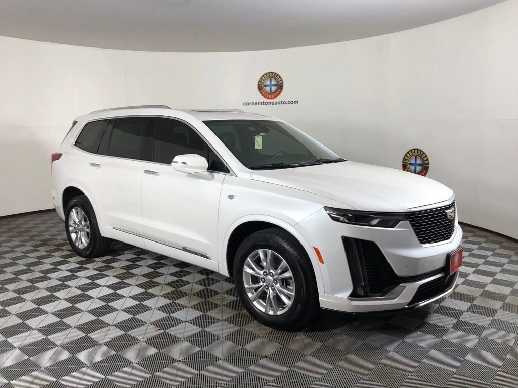 Used 2025 Cadillac XT6 Luxury AWD/4WD image 16