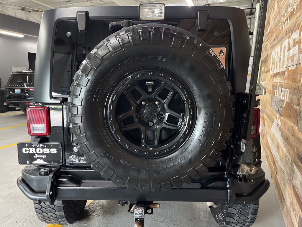 Used 2018 Jeep Wrangler Unlimited Rubicon w/ Cold Weather Group AWD/4WD image 73