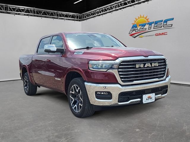 Used 2025 RAM 1500 Laramie AWD/4WD image 3