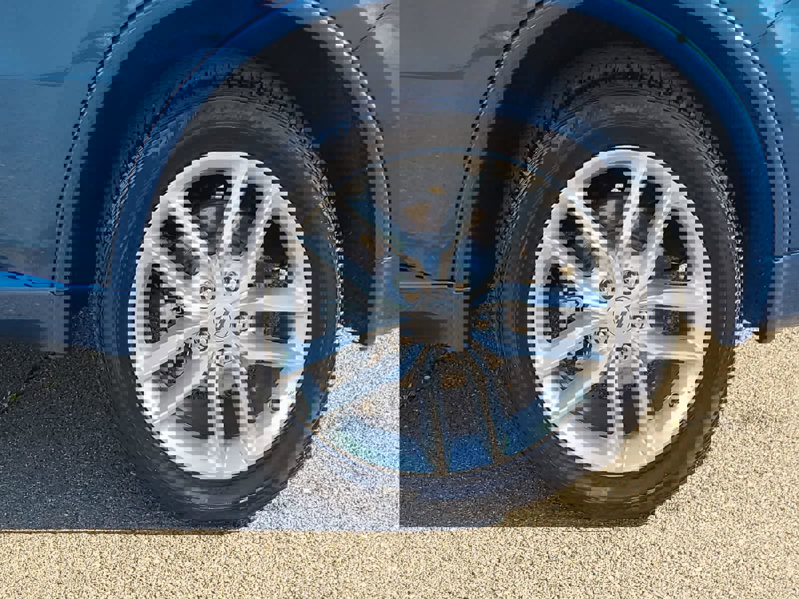 Used 2025 Dodge Durango GT image 16