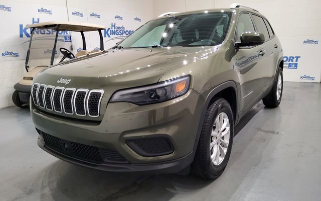 Used 2021 Jeep Cherokee Latitude AWD/4WD image 5
