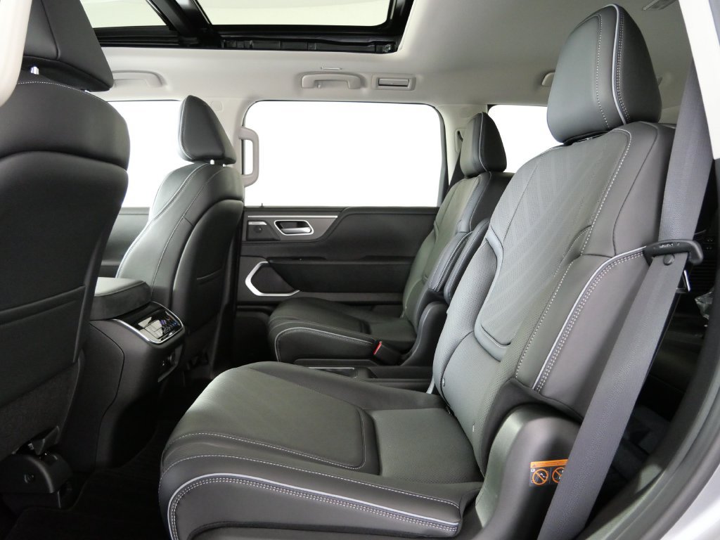 New 2027 INFINITI QX80 Luxe w/ Cargo Package AWD/4WD image 14