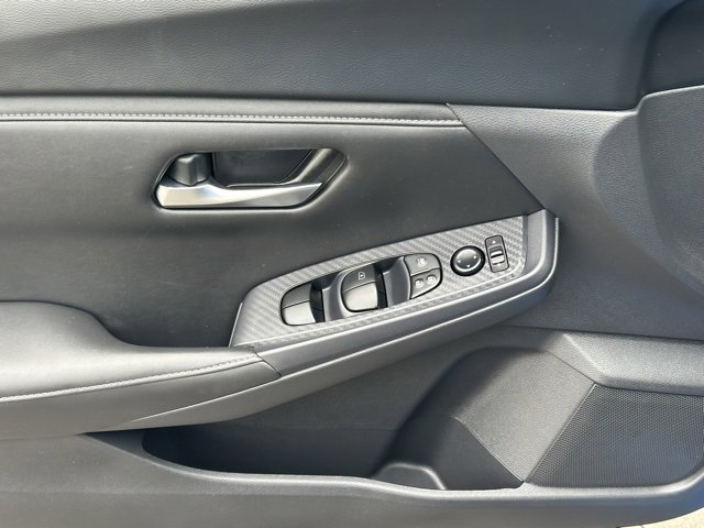 Certified 2024 Nissan Sentra SV image 21