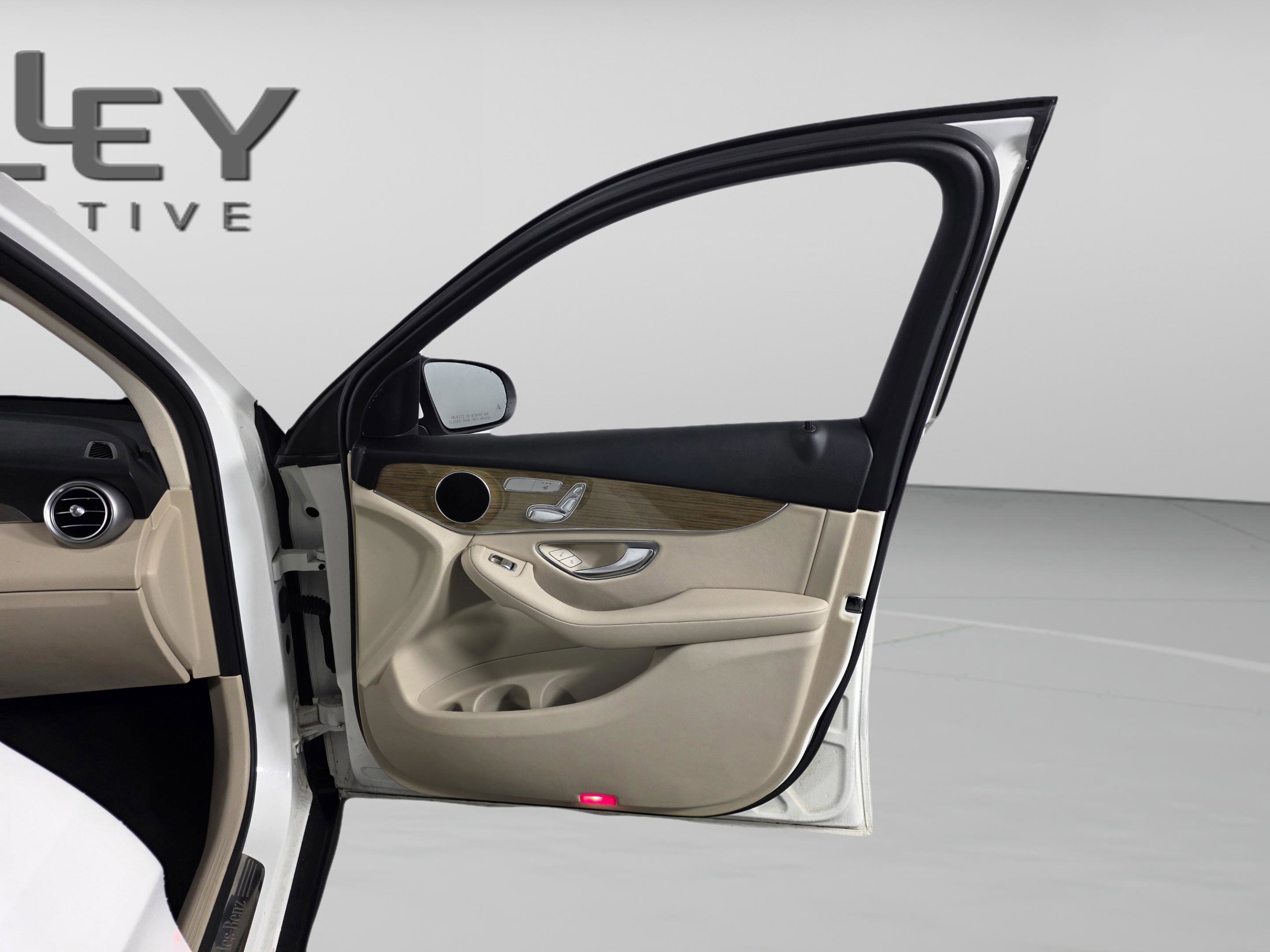 Used 2017 Mercedes-Benz GLC 300 image 29