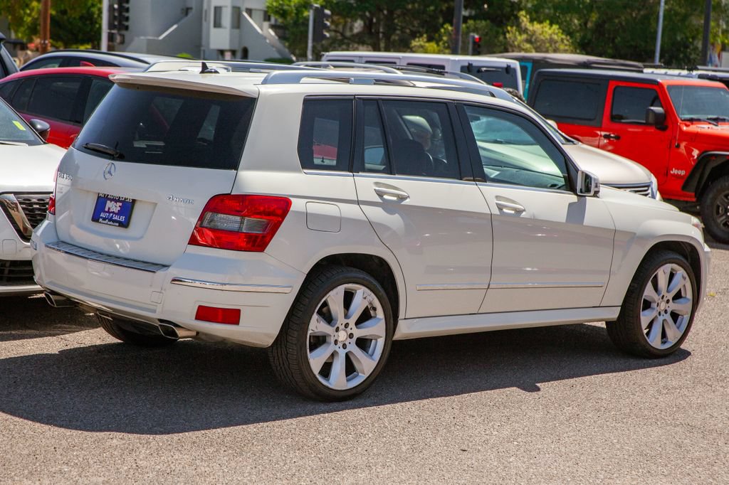Used 2011 Mercedes-Benz GLK 350 4MATIC image 5