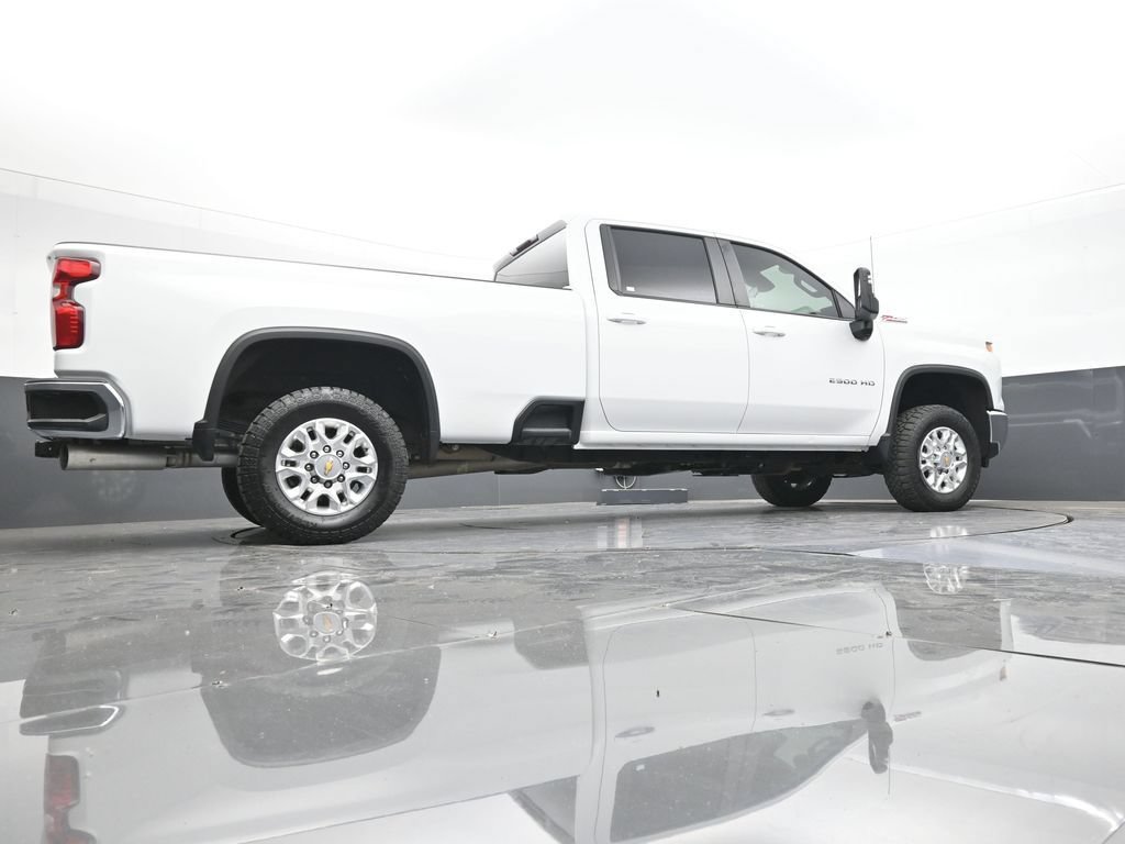Used 2024 Chevrolet Silverado 2500 LT AWD/4WD image 38