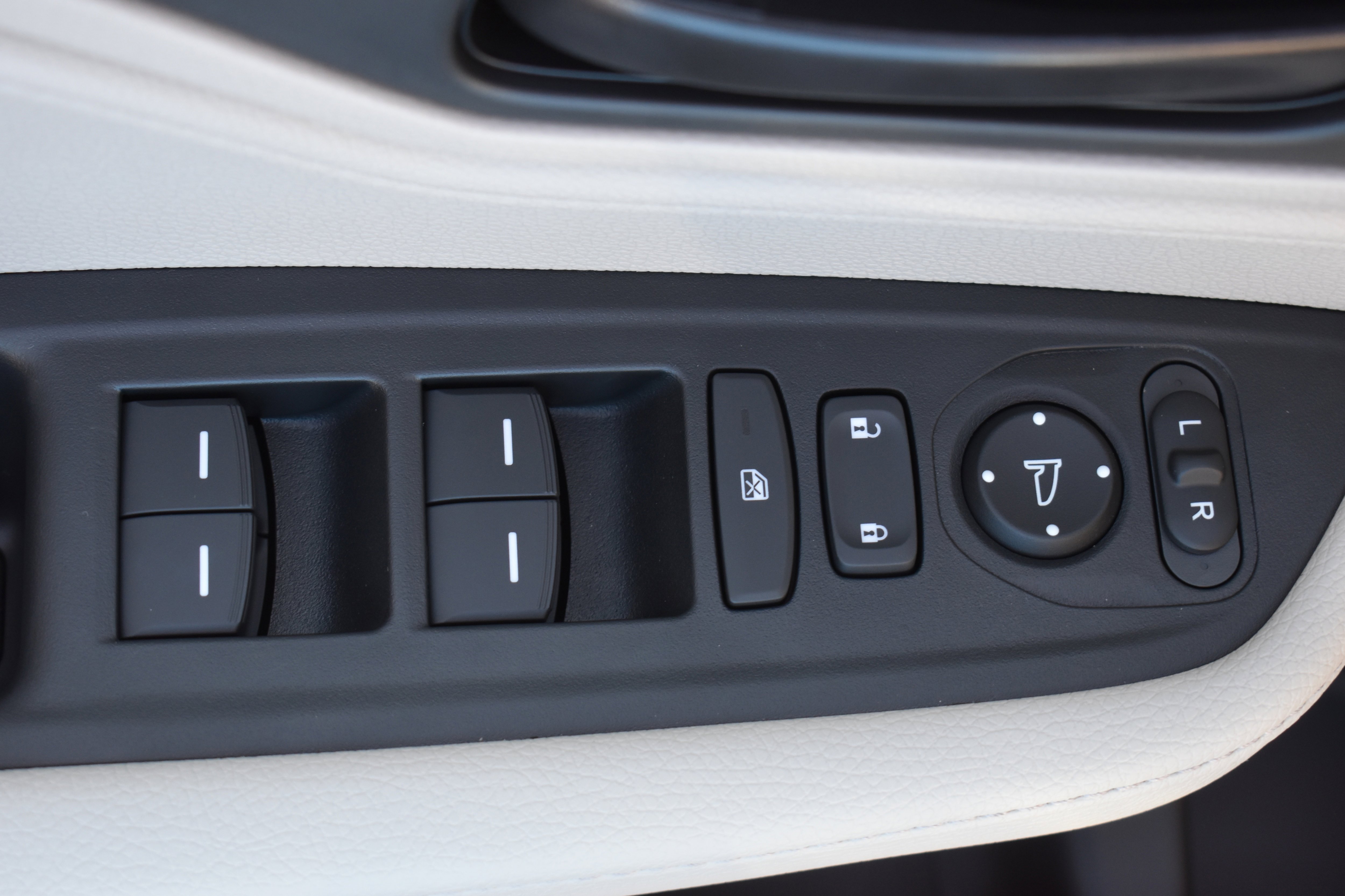 New 2025 Honda Odyssey EX-L image 12