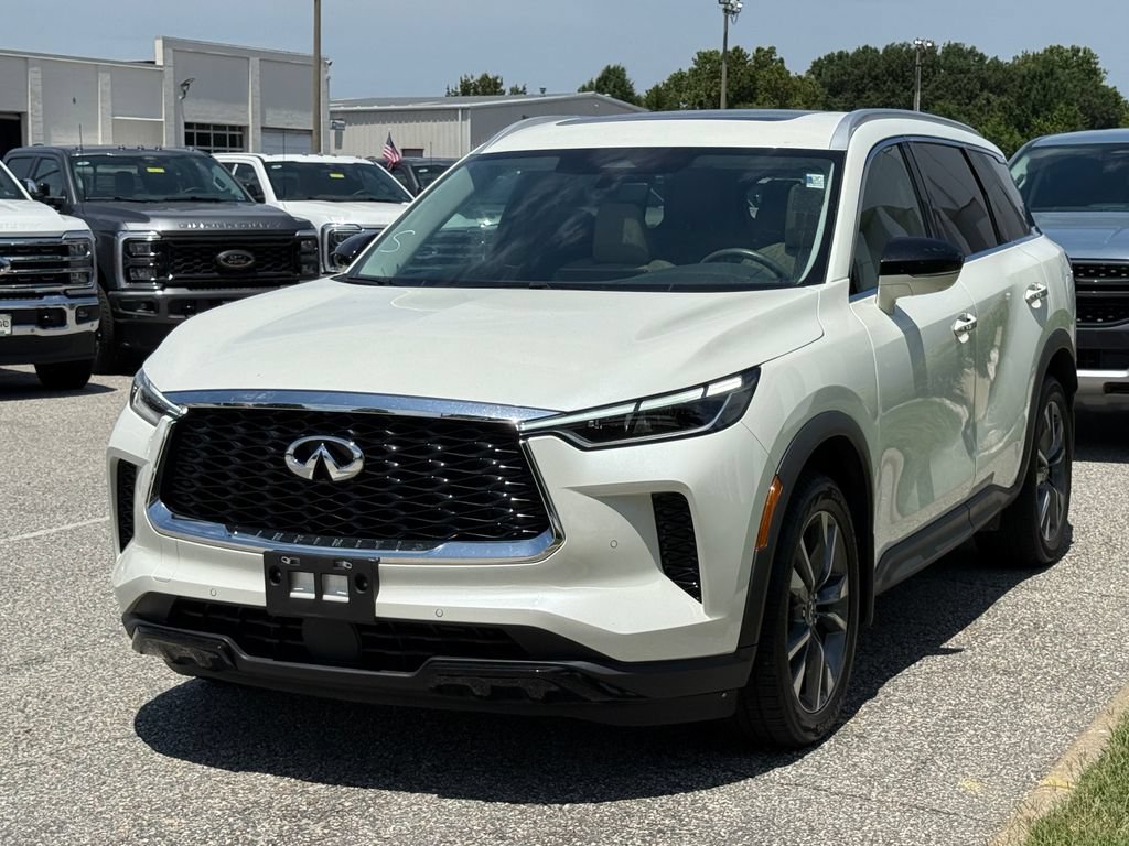 Used 2023 INFINITI QX60 Luxe w/ Cargo Package AWD/4WD image 21