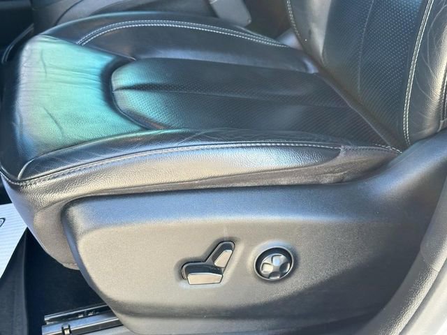 Used 2022 Chrysler Pacifica Touring-L w/ S Appearance Package FWD image 26