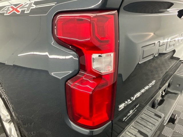 Used 2019 Chevrolet Silverado 1500 Custom w/ Custom Value Package image 22