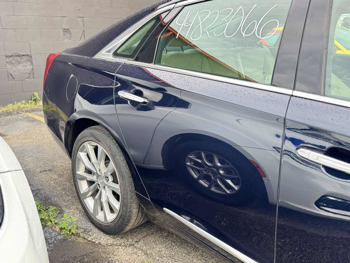 Used 2017 Cadillac XTS Luxury w/ Driver Awareness Package AWD/4WD image 4