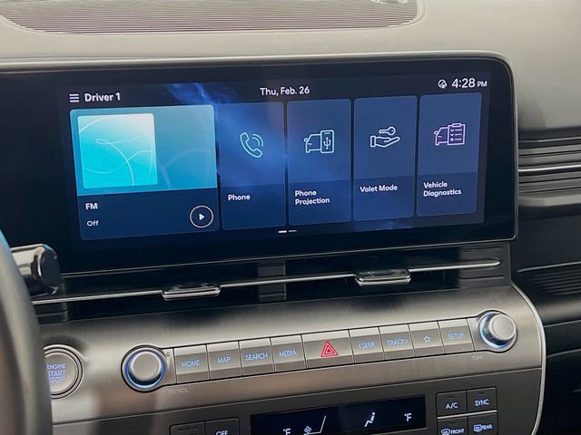 Used 2025 Hyundai Kona SEL image 17