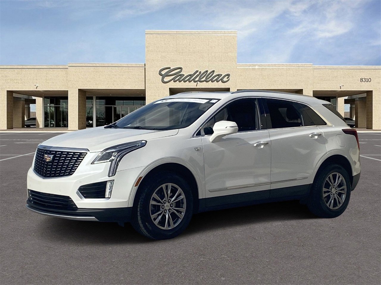 Certified 2022 Cadillac XT5 Premium Luxury w/ LPO, Floor Liner Package image 36
