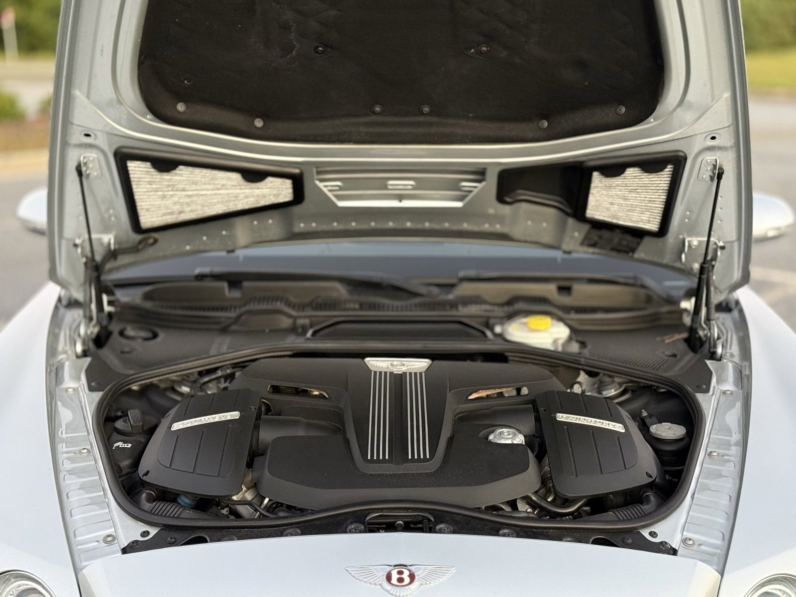 Used 2013 Bentley Continental GT image 40