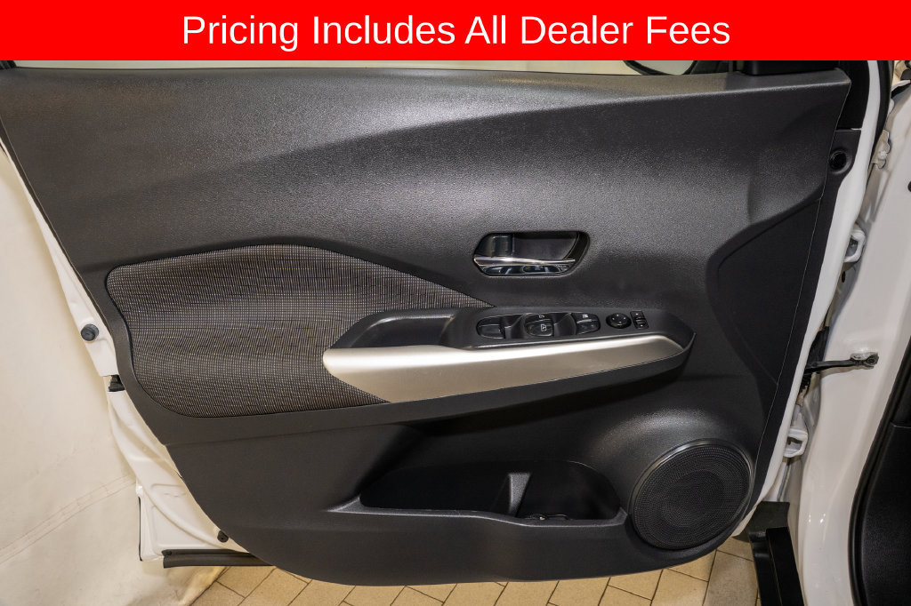 Used 2019 Nissan Kicks SV FWD image 10