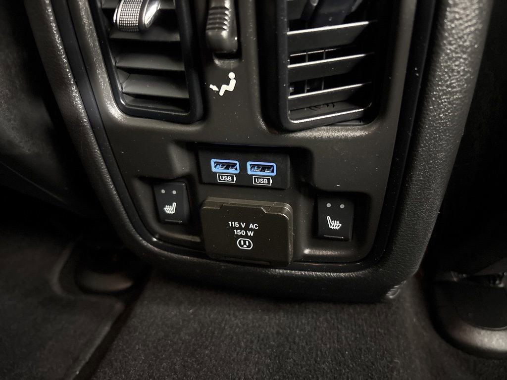 Used 2023 Dodge Durango GT image 18