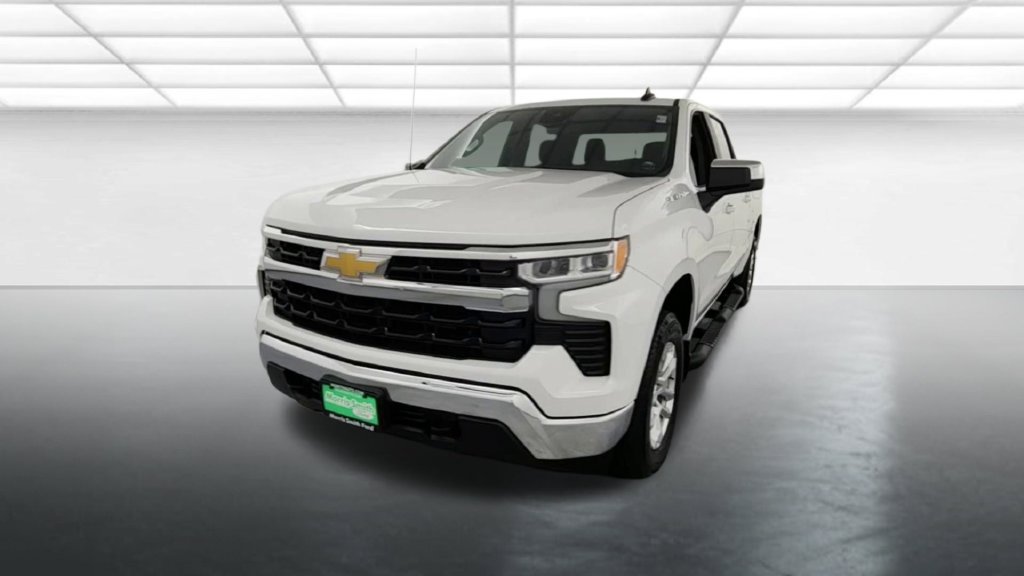 Used 2023 Chevrolet Silverado 1500 LT AWD/4WD image 3