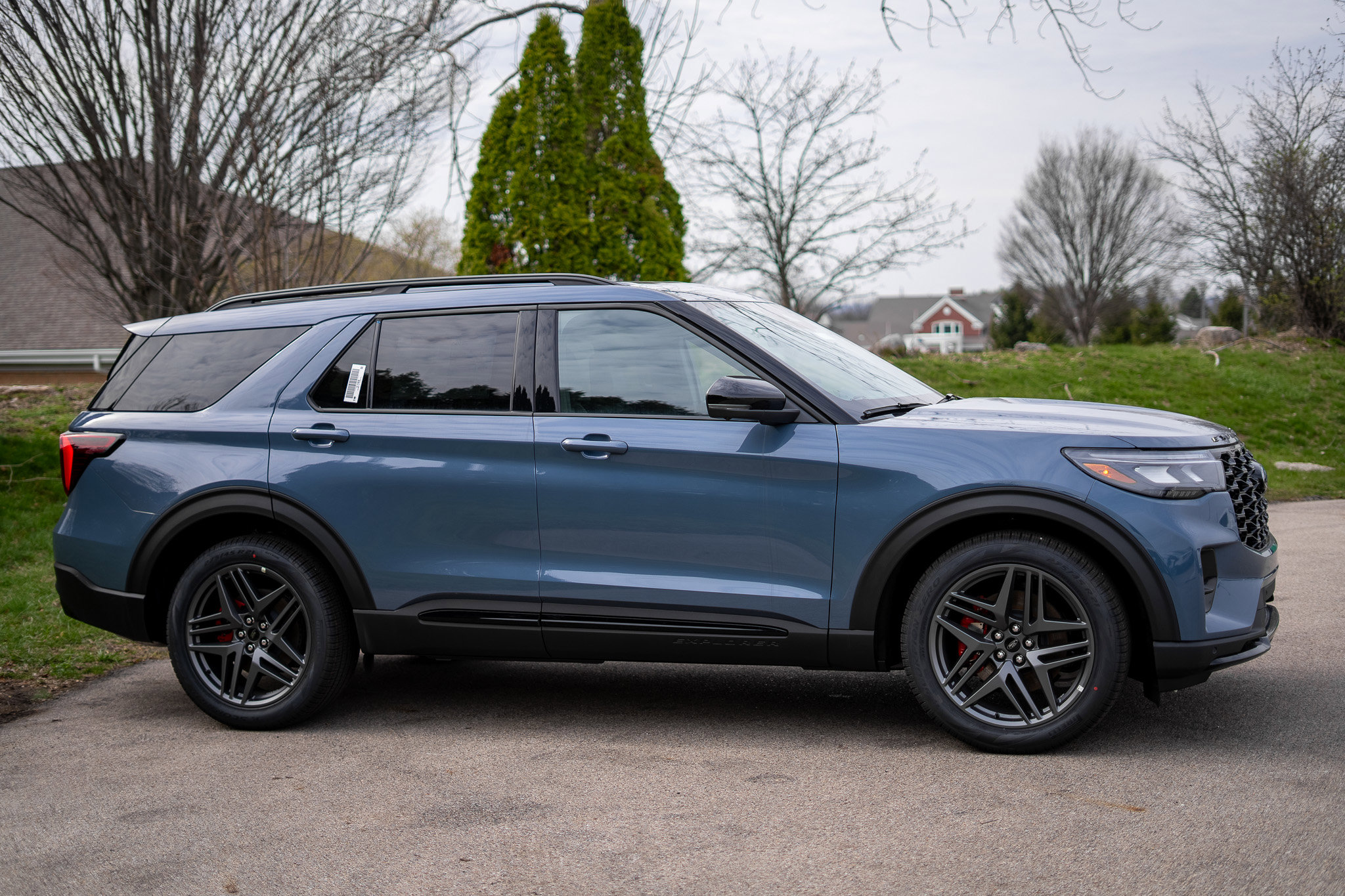 New 2026 Ford Explorer ST w/ Sun And Sound Package AWD/4WD image 4