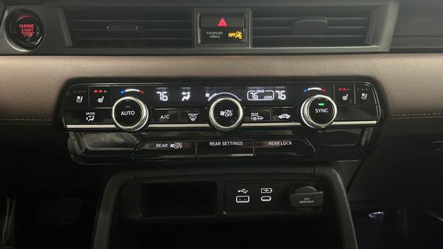 Used 2023 Honda Pilot Elite image 18