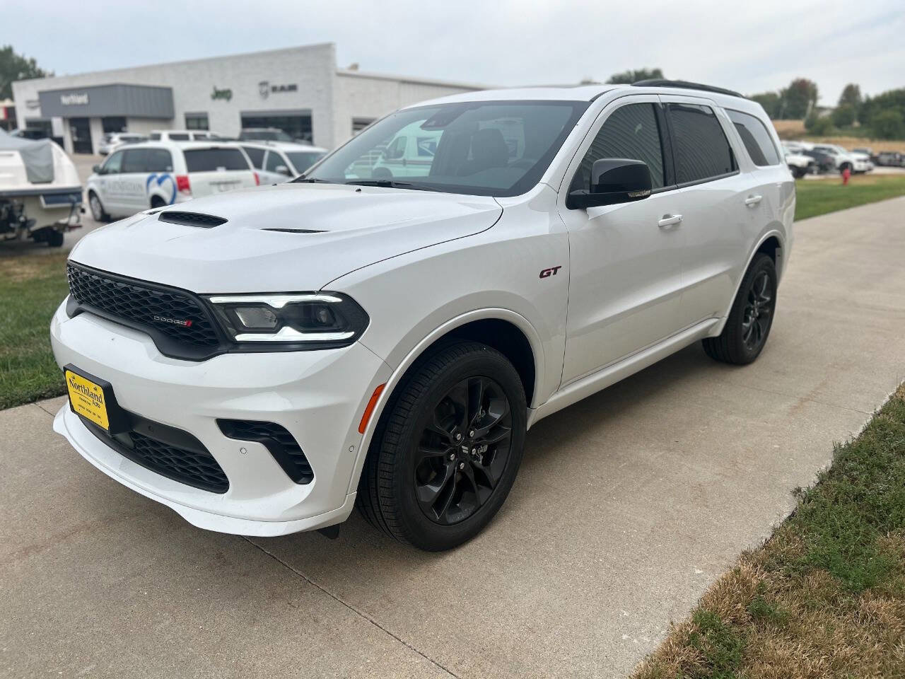New 2026 Dodge Durango GT image 2