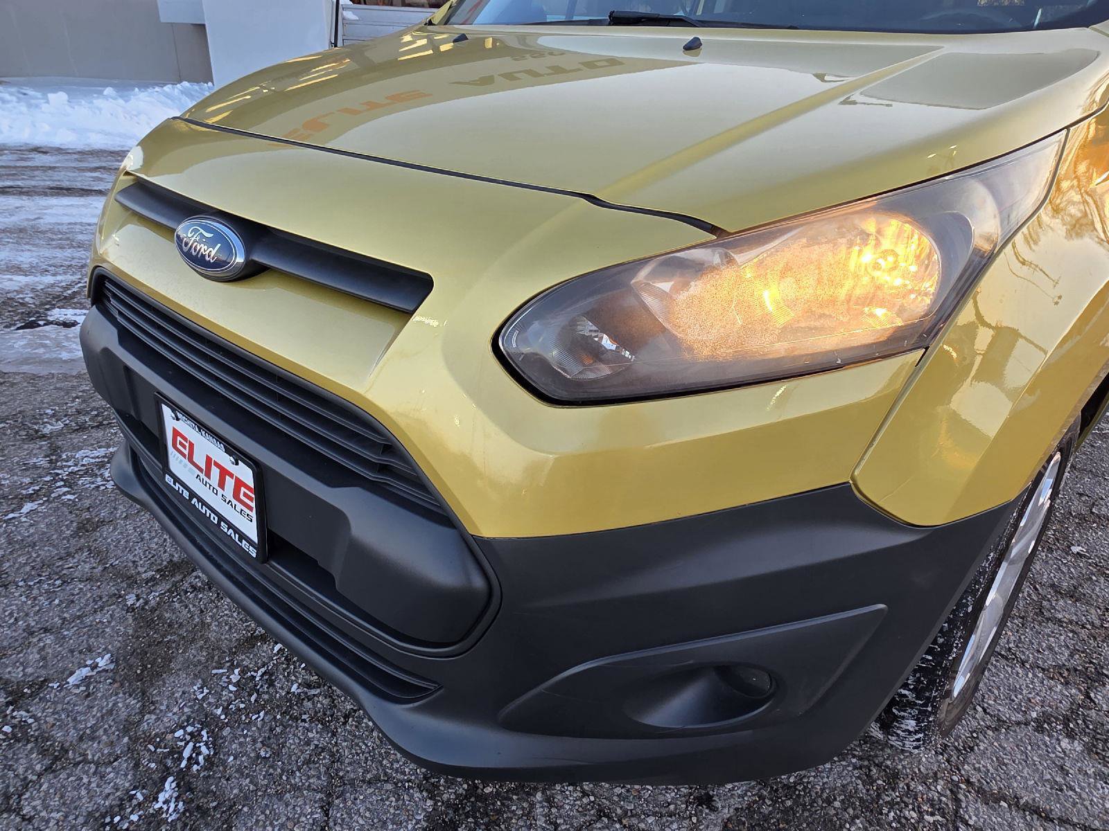 Used 2017 Ford Transit Connect XL image 30