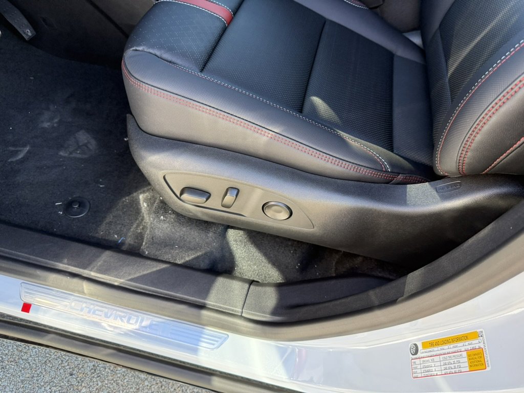 New 2026 Chevrolet Traverse RS w/ LPO, Floor Liner Package image 13