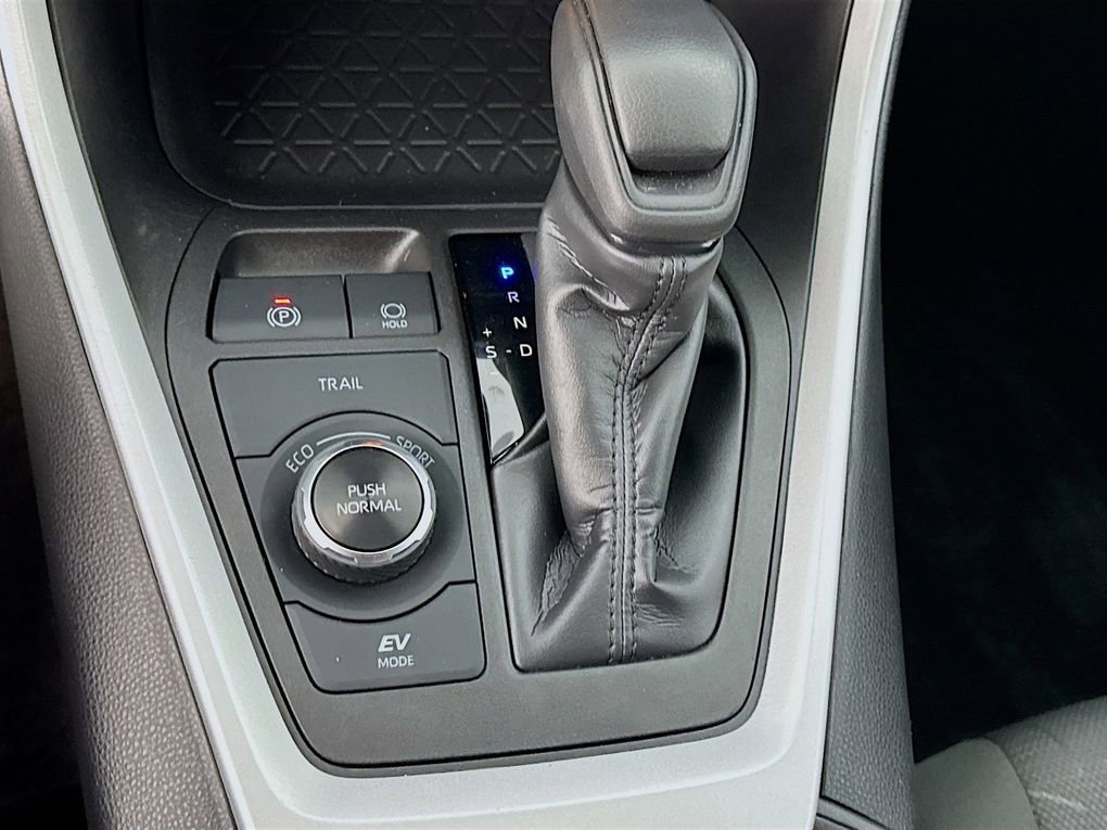 Used 2024 Toyota RAV4 AWD Hybrid image 22
