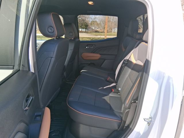 Used 2024 GMC Canyon AT4 w/ Canyon Safety Plus Package image 18