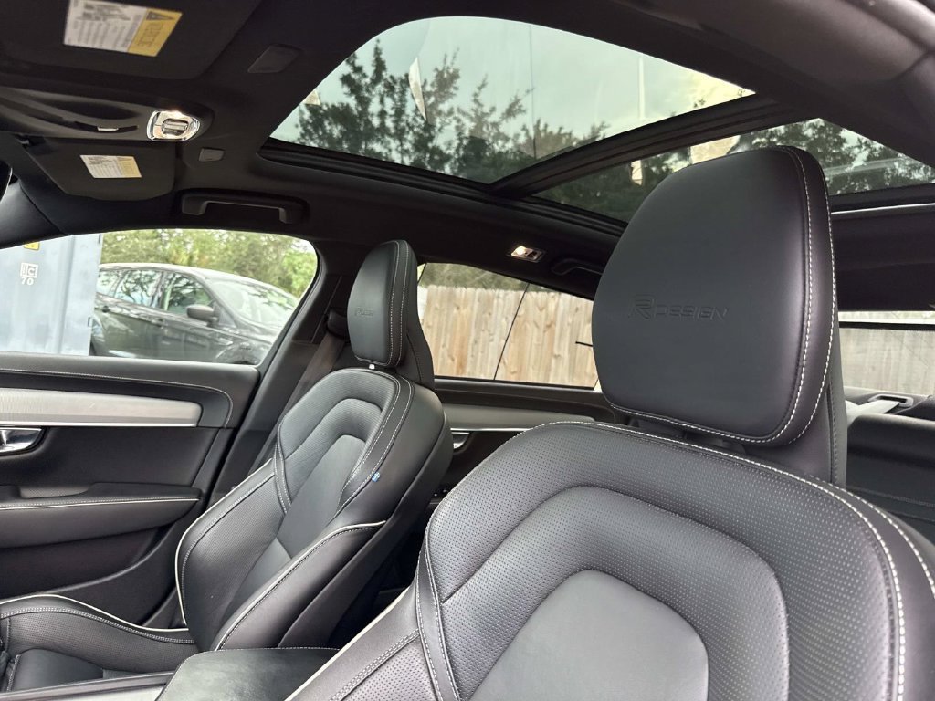 Used 2020 Volvo S90 T6 R-Design AWD/4WD image 30