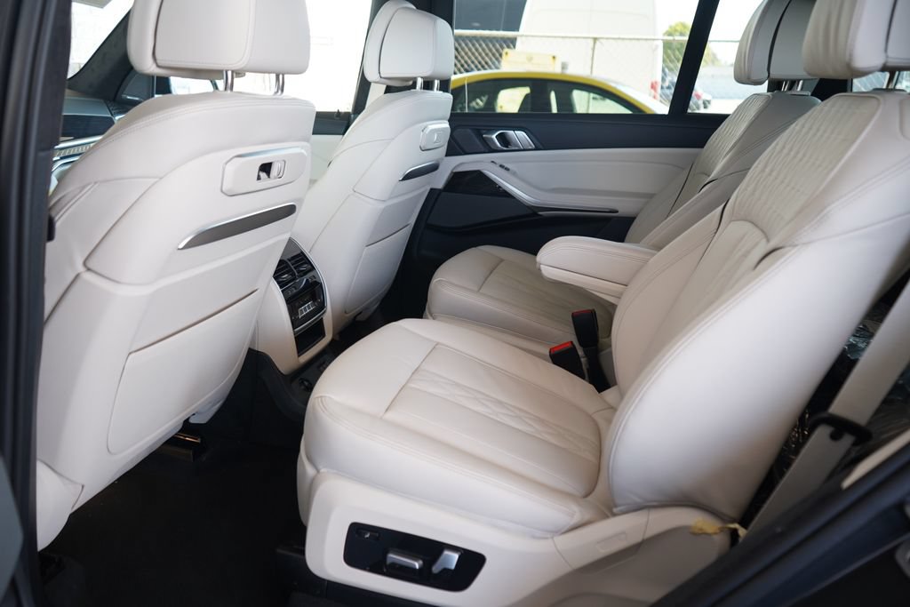 New 2027 BMW X7 M60i AWD/4WD image 12