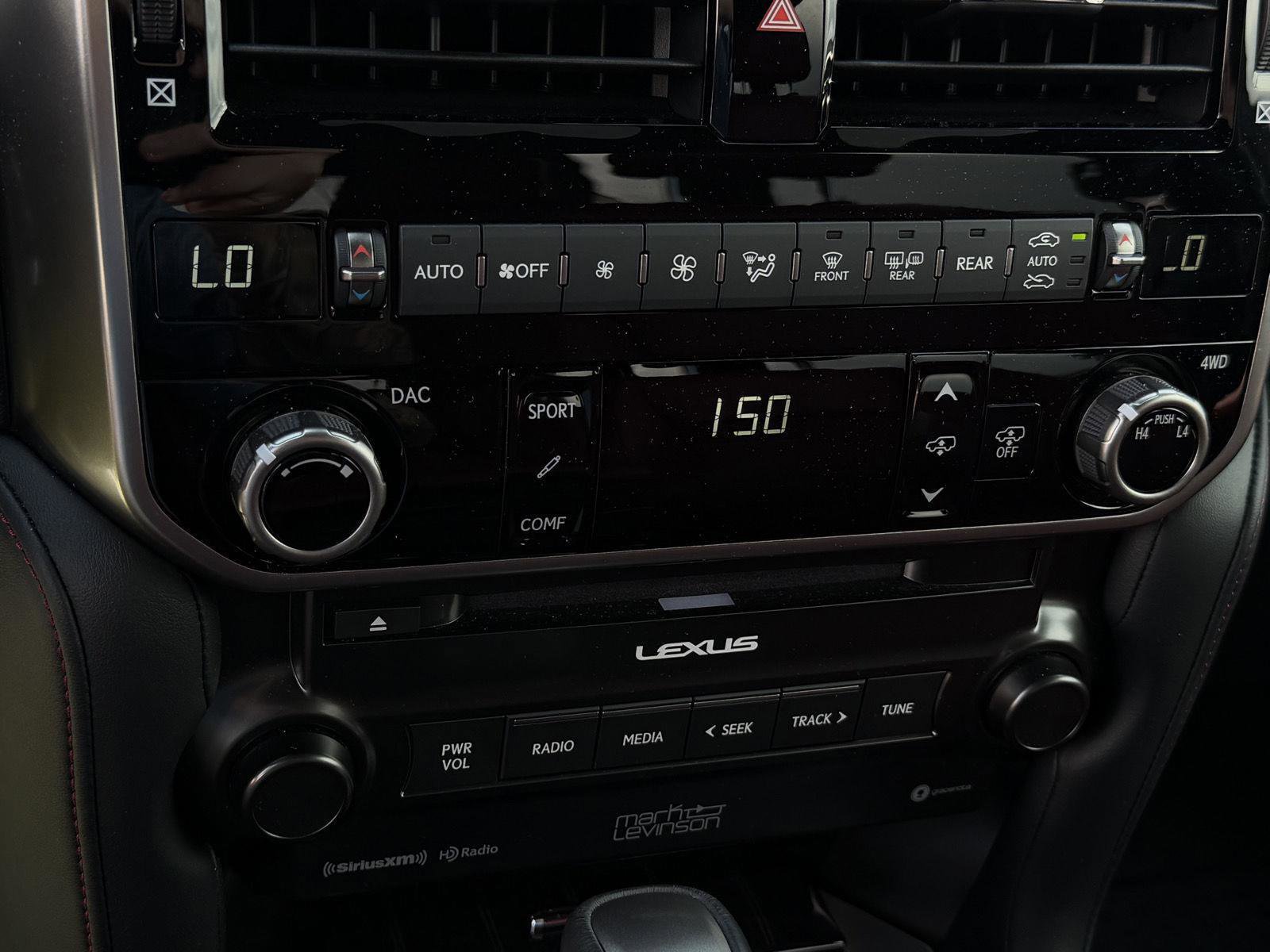 Used 2023 Lexus GX 460 Luxury w/ Sport Design Package AWD/4WD image 18