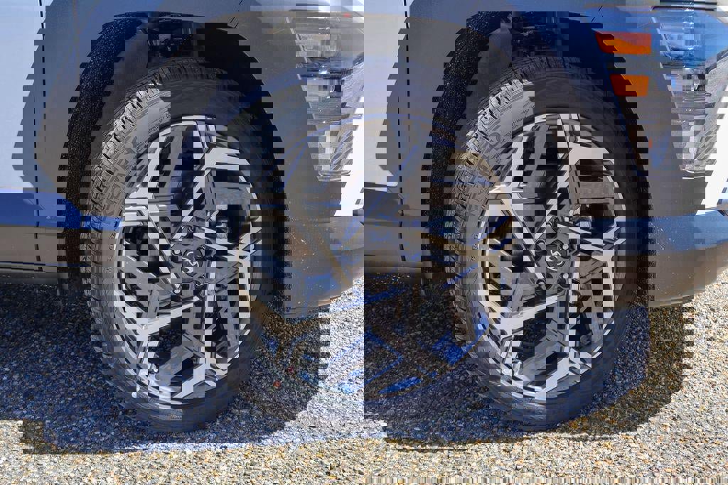 New 2026 Hyundai Kona SEL Premium image 30