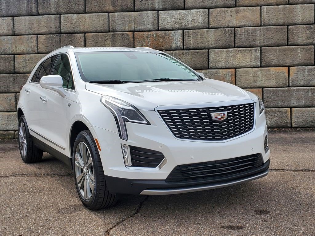 Certified 2023 Cadillac XT5 Premium Luxury w/ LPO, Floor Liner Package AWD/4WD image 9