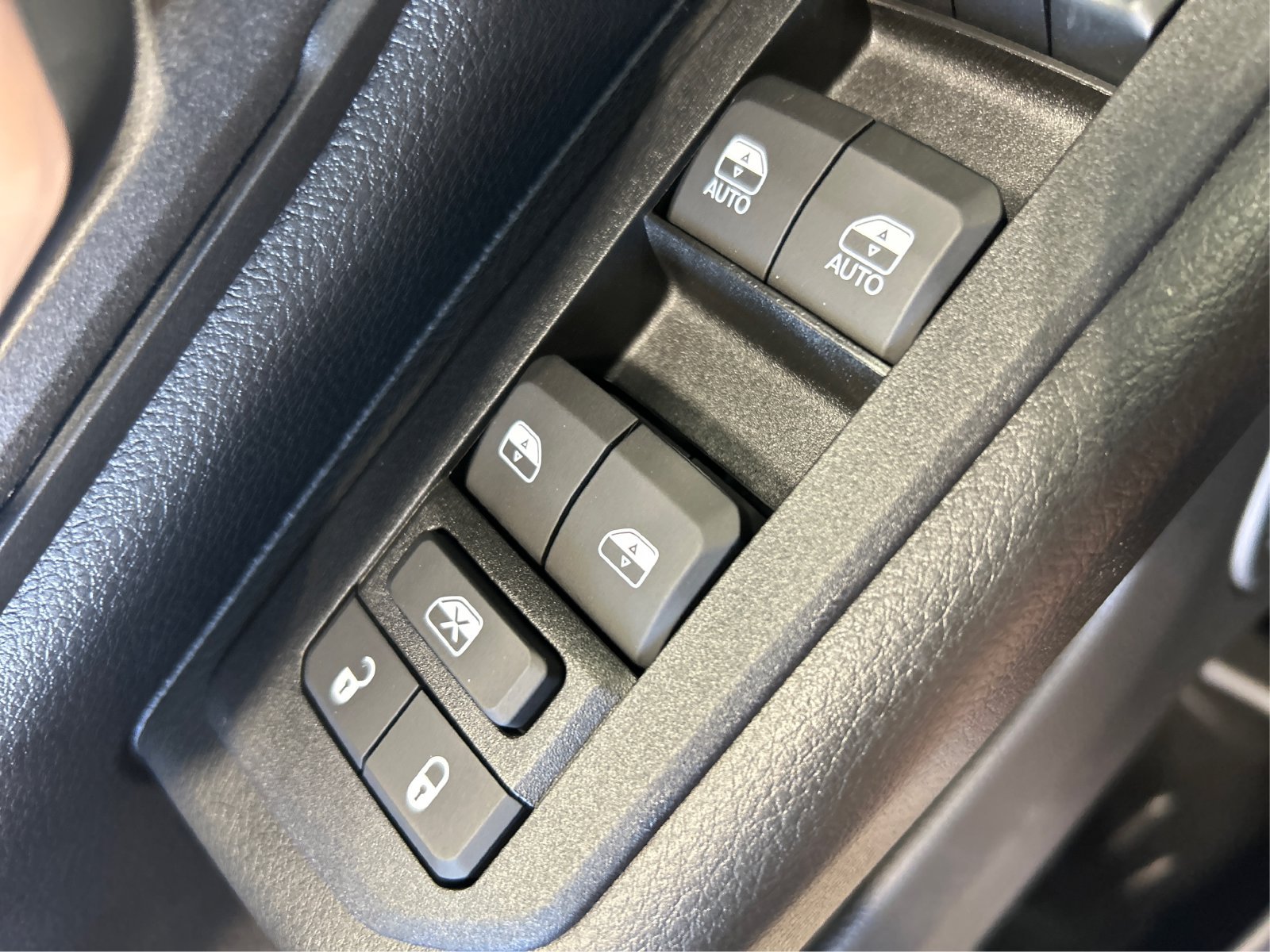 New 2026 RAM 1500 Tradesman AWD/4WD image 29