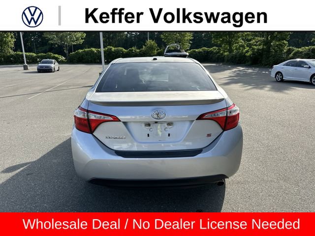 Used 2015 Toyota Corolla S w/ Driver Convenience Package FWD image 4
