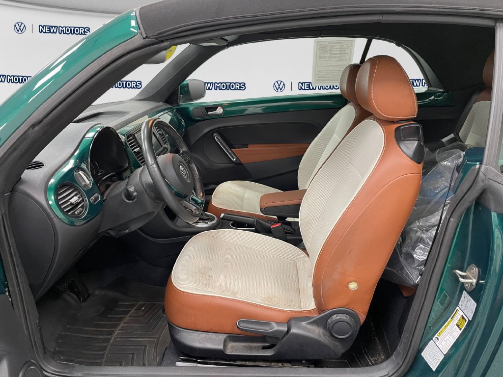 Used 2017 Volkswagen Beetle 1.8T S FWD image 7