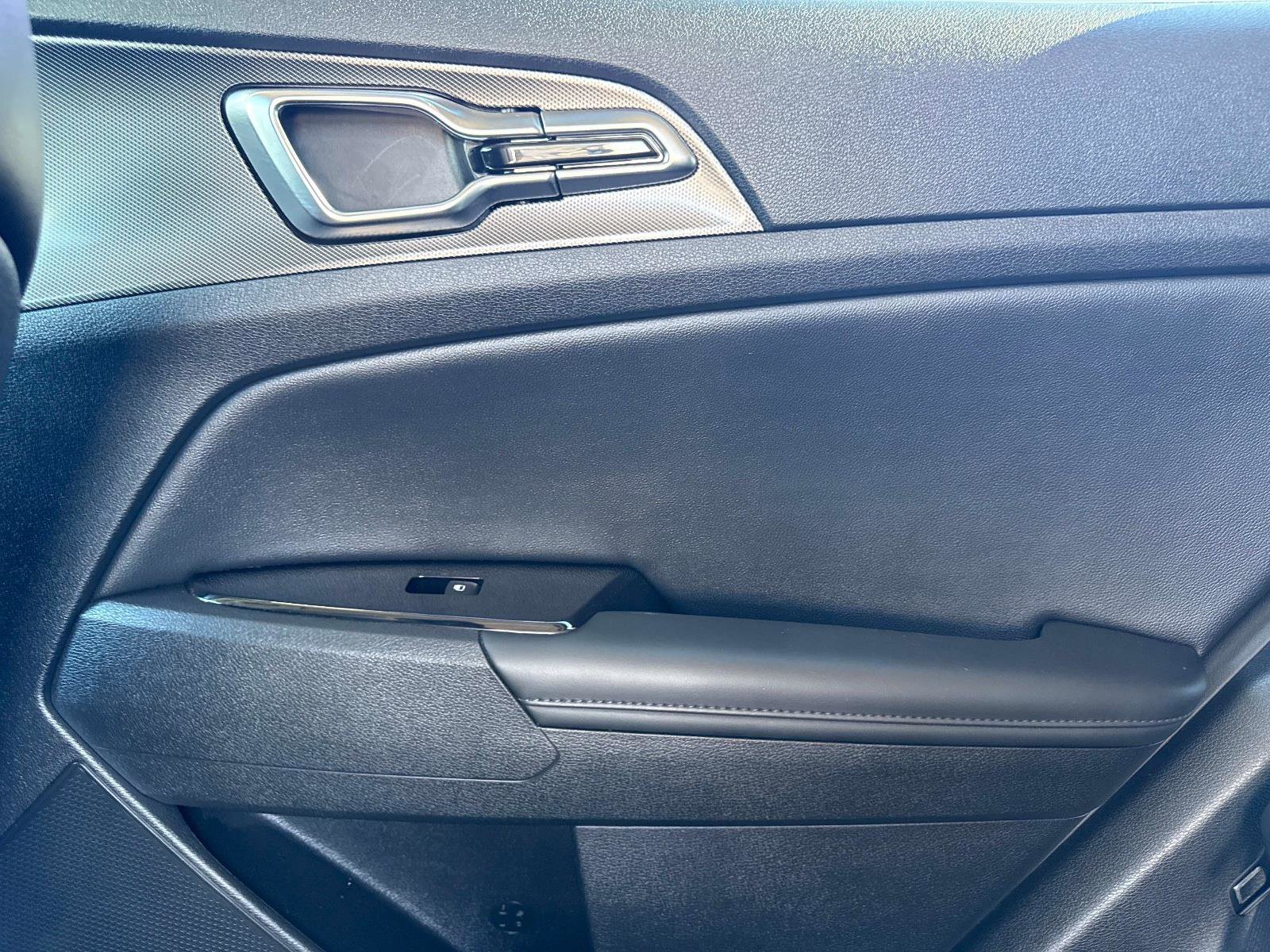 Used 2023 Kia Sportage SX image 17