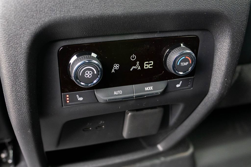 New 2026 Chevrolet Traverse RS image 32