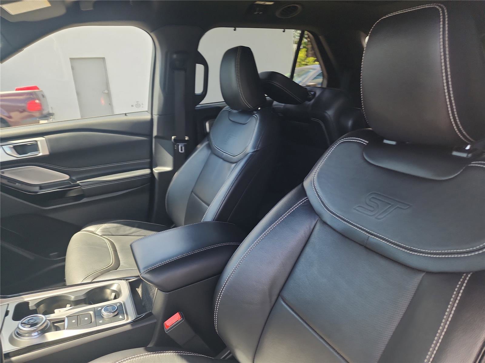 Used 2021 Ford Explorer ST w/ Equipment Group 401A AWD/4WD image 13