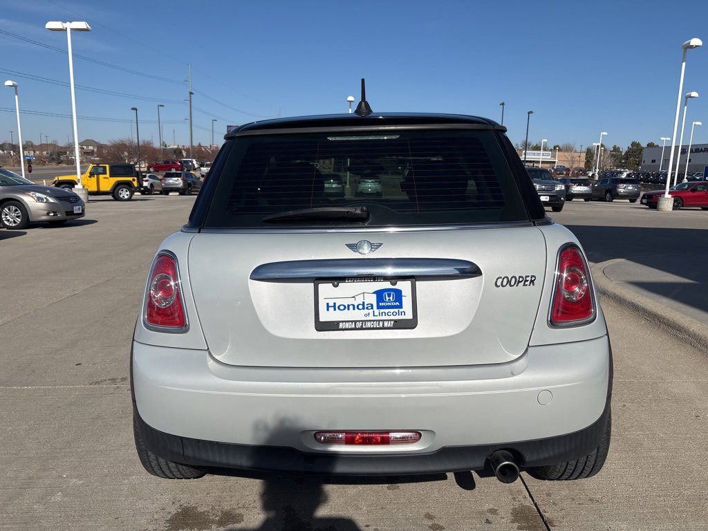 Used 2012 MINI Cooper Hardtop image 6