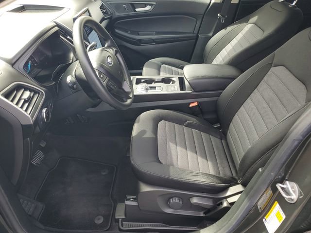 Used 2023 Ford Edge SE image 17