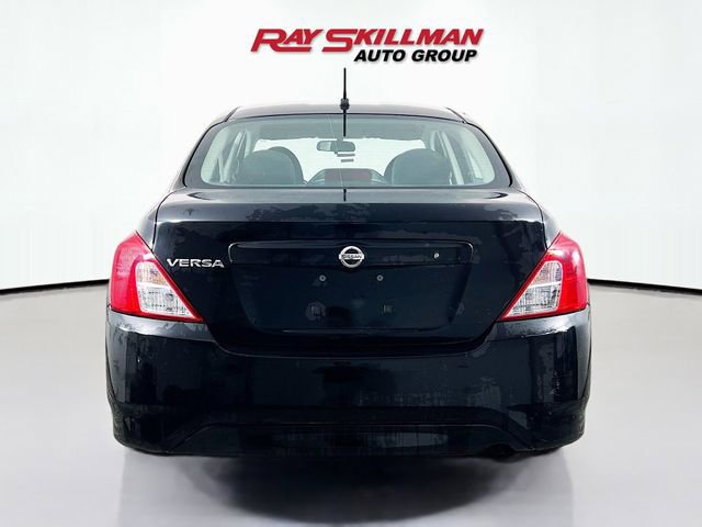 Used 2017 Nissan Versa S FWD image 6