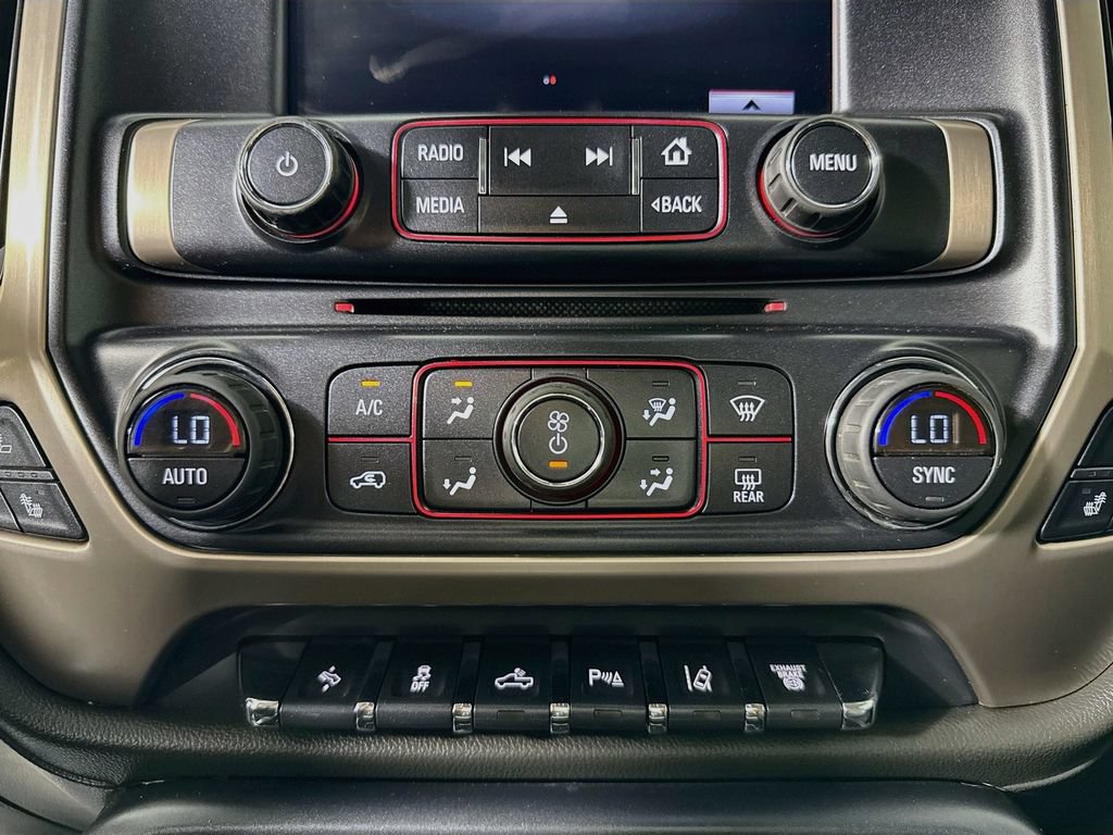 Used 2016 GMC Sierra 2500 Denali w/ Duramax Plus Package AWD/4WD image 15