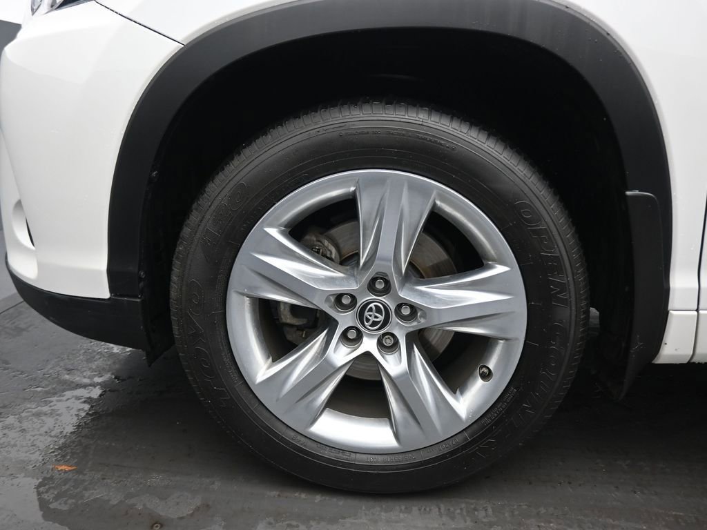 Used 2017 Toyota Highlander Limited w/ Protection Package #3 image 68